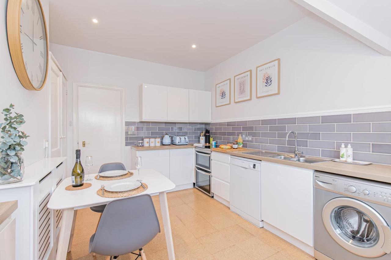 Oxfordshire Living - The Spencer Apartment - Вудсток Экстерьер фото